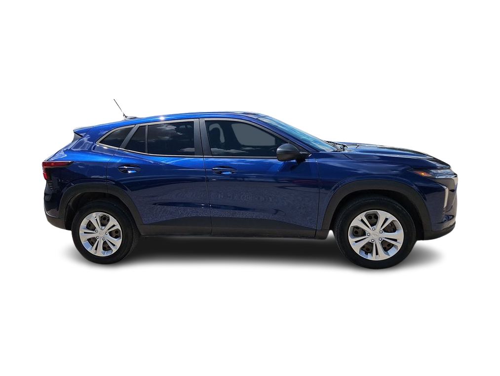 Thumbnail: 2024 Chevrolet Trax - 19