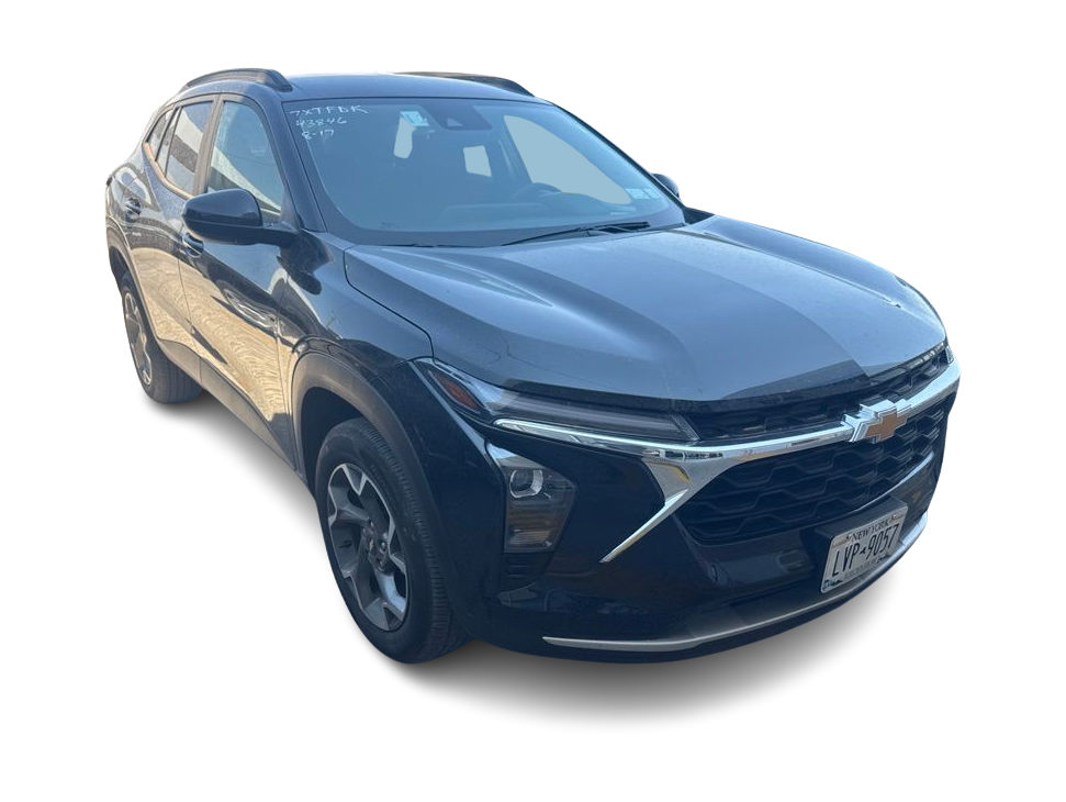 Thumbnail: 2025 Chevrolet Trax - 9