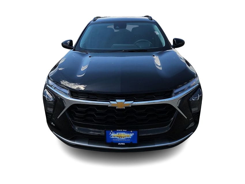 Thumbnail: 2025 Chevrolet Trax - 3