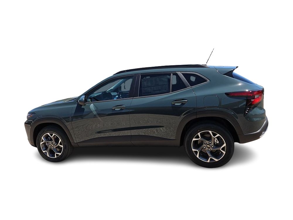 Thumbnail: 2026 Chevrolet Trax - 3