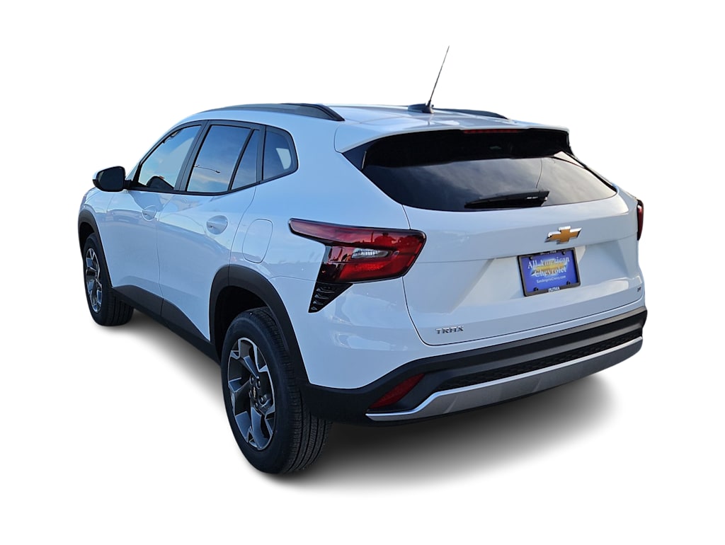 Thumbnail: 2026 Chevrolet Trax - 4