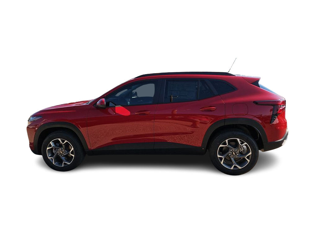 Thumbnail: 2026 Chevrolet Trax - 3