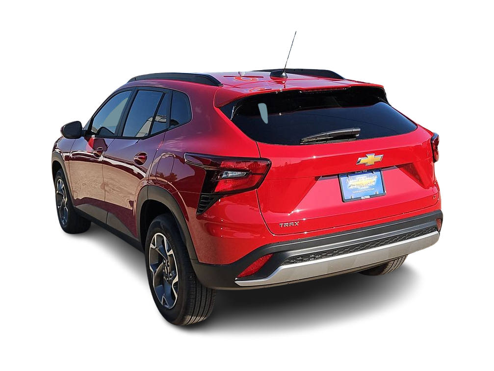 Thumbnail: 2026 Chevrolet Trax - 4