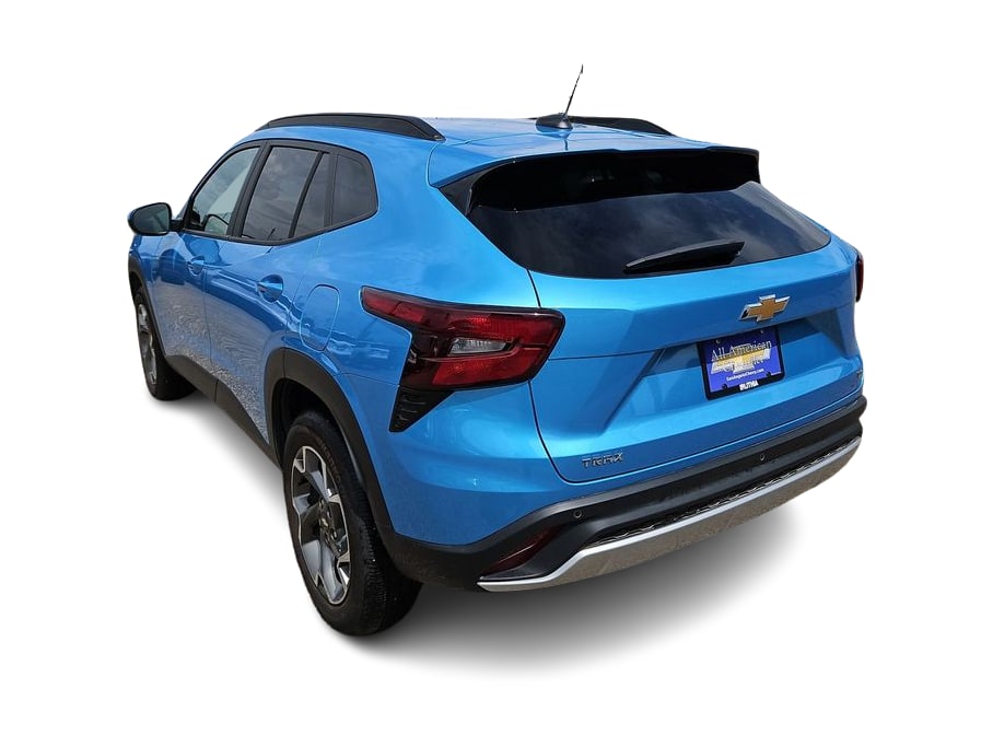Thumbnail: 2025 Chevrolet Trax - 4