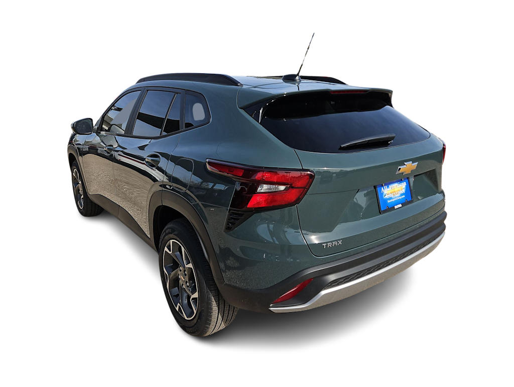 Thumbnail: 2026 Chevrolet Trax - 4