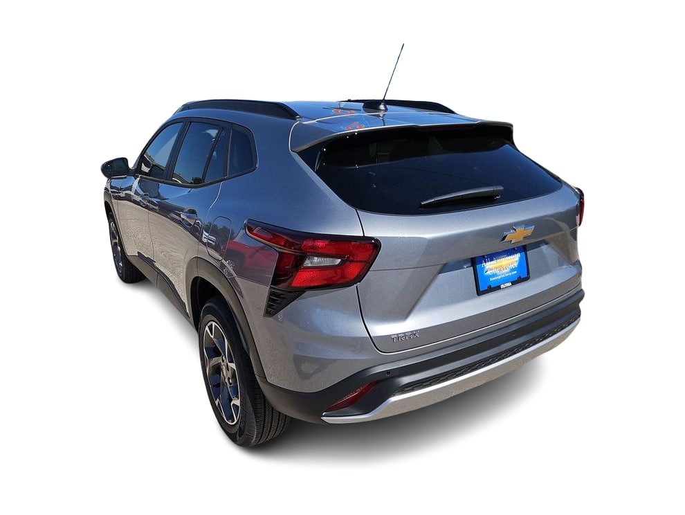 Thumbnail: 2026 Chevrolet Trax - 4
