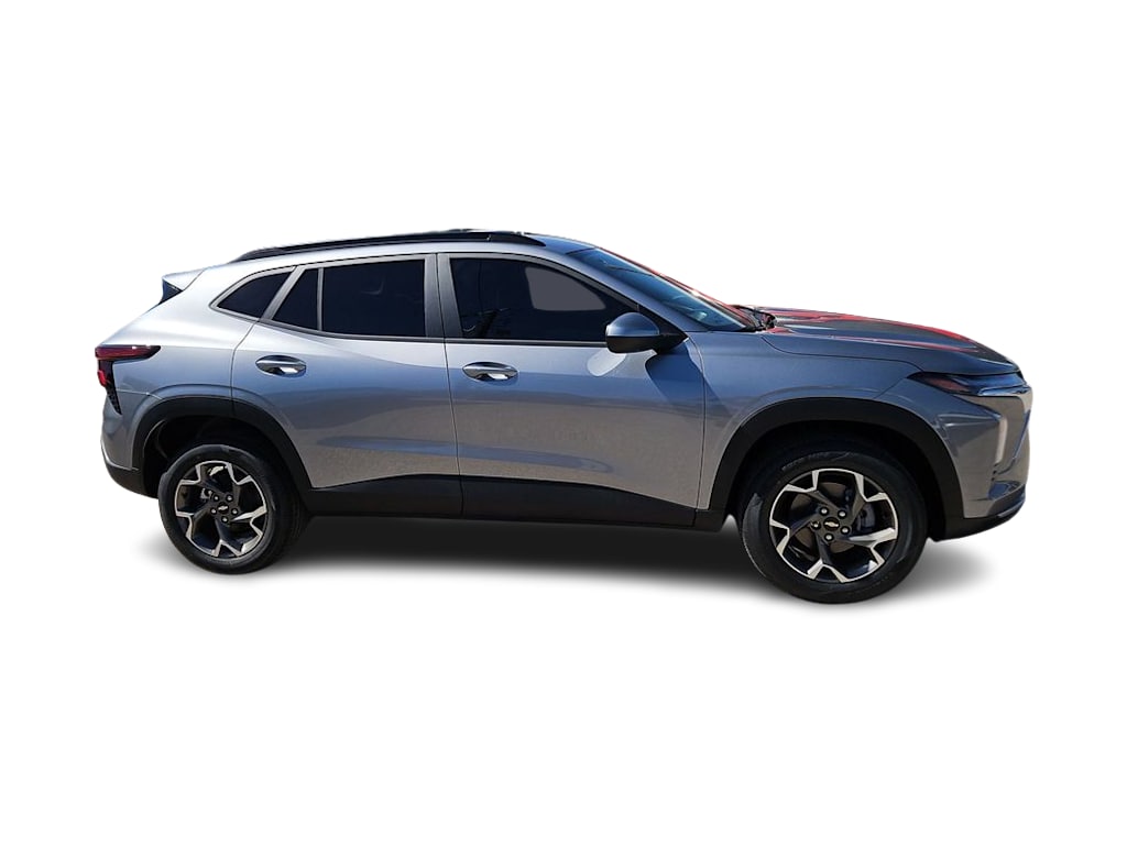 Thumbnail: 2026 Chevrolet Trax - 22