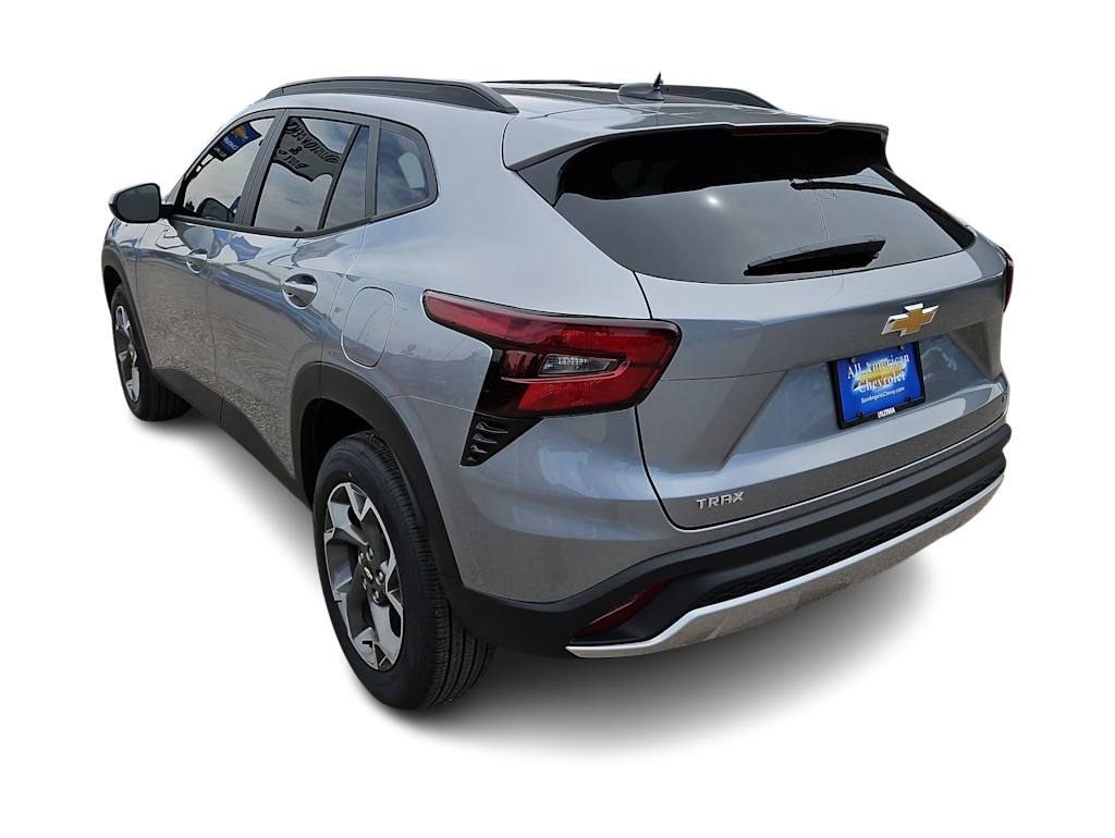 Thumbnail: 2026 Chevrolet Trax - 4