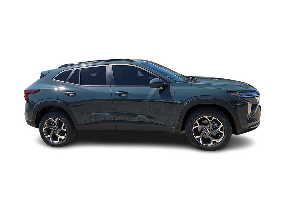 Thumbnail: 2026 Chevrolet Trax - 21