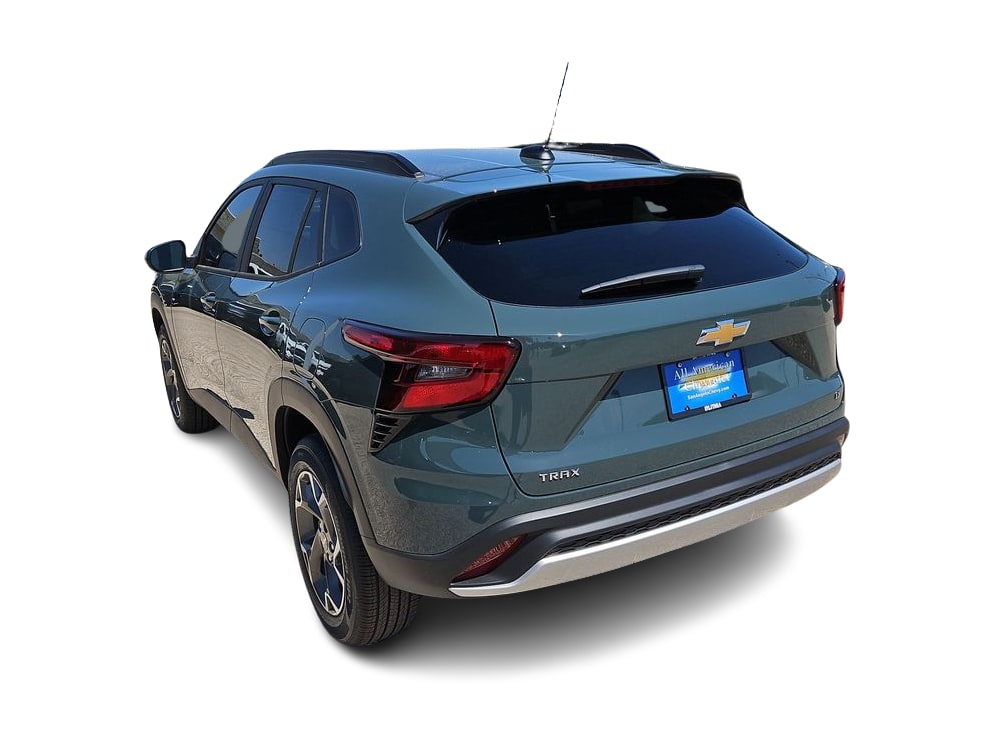 Thumbnail: 2026 Chevrolet Trax - 4