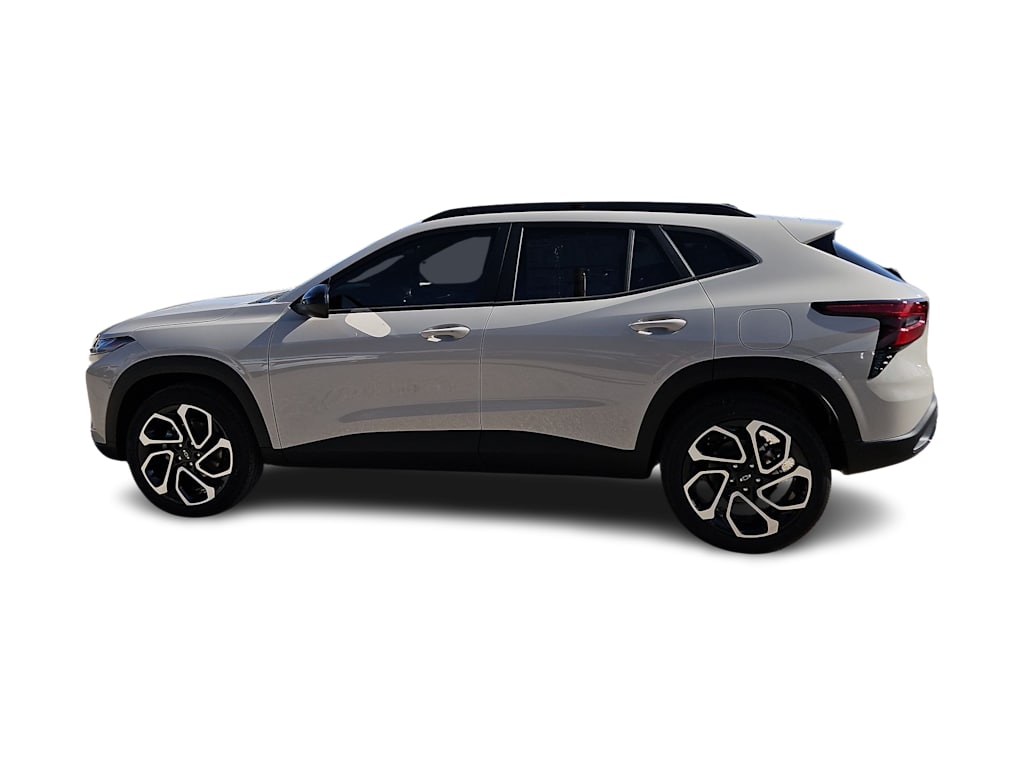 Thumbnail: 2026 Chevrolet Trax - 3