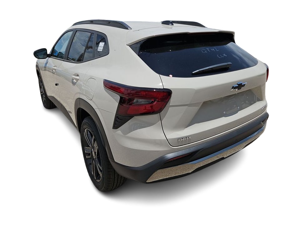 Thumbnail: 2026 Chevrolet Trax - 4