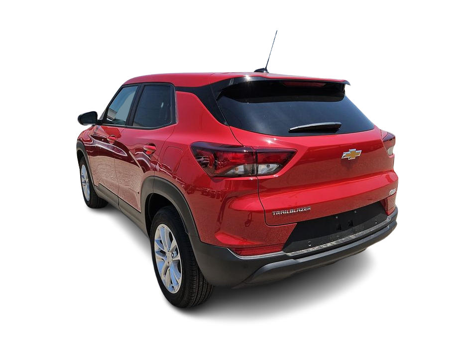 Thumbnail: 2026 Chevrolet TrailBlazer - 4