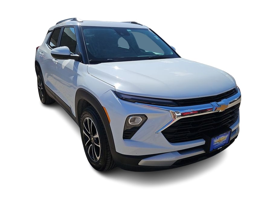 Thumbnail: 2025 Chevrolet TrailBlazer - 17