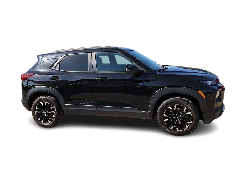 Thumbnail: 2023 Chevrolet TrailBlazer - 21