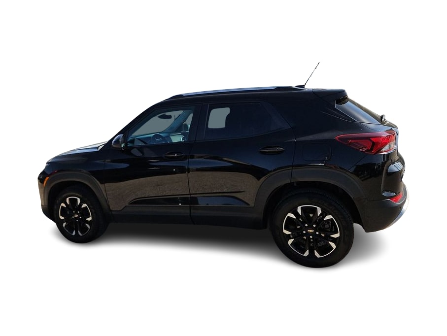 Thumbnail: 2023 Chevrolet TrailBlazer - 3