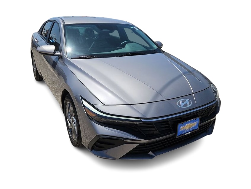 Thumbnail: 2024 Hyundai Elantra - 4