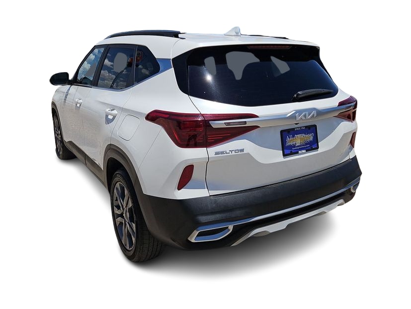 Thumbnail: 2022 Kia Seltos - 4