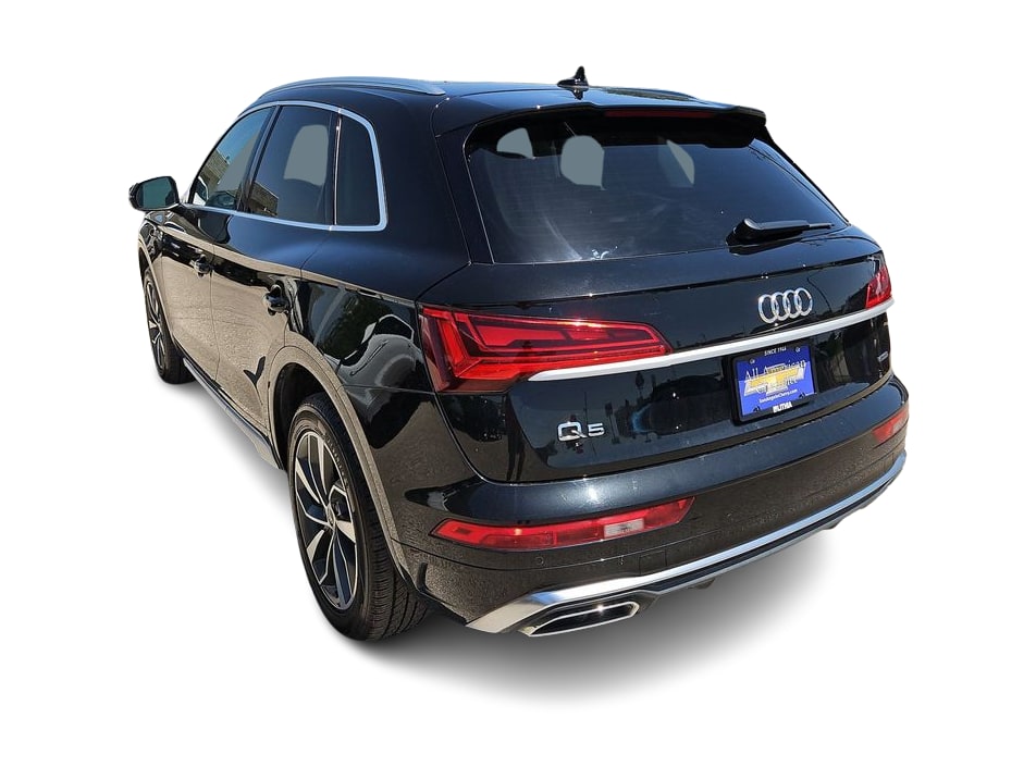 Thumbnail: 2023 Audi Q5 - 4