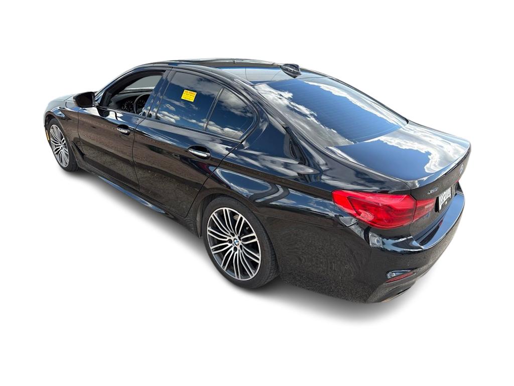 Thumbnail: 2017 BMW 5 Series - 2