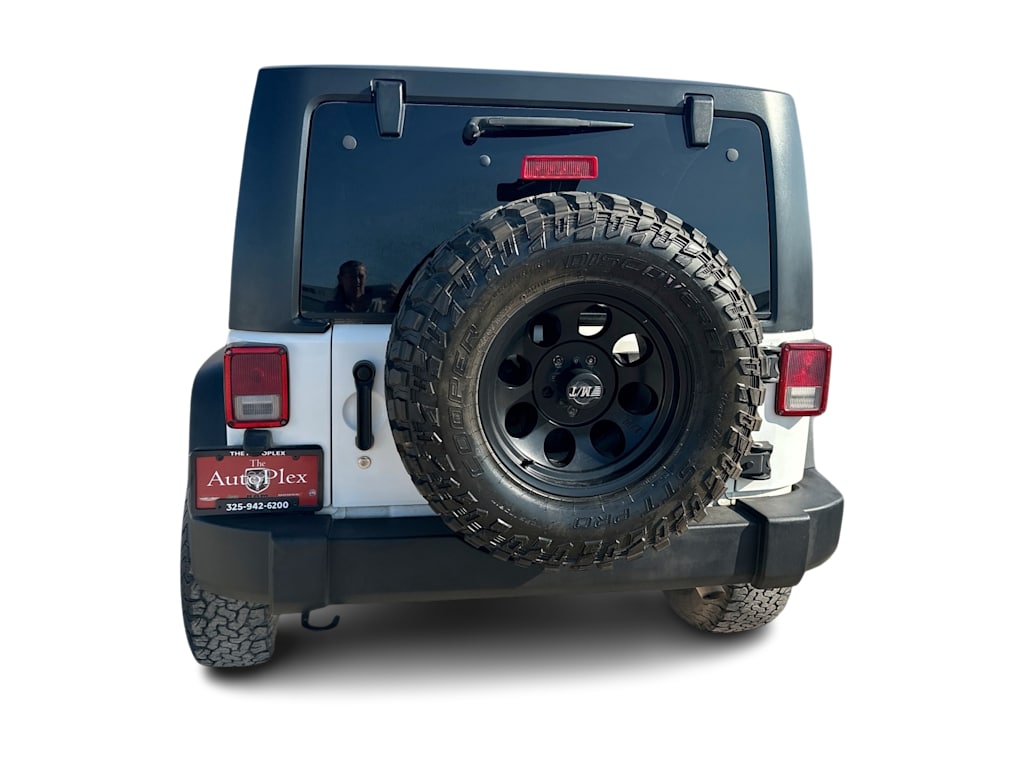 Thumbnail: 2013 Jeep Wrangler - 24