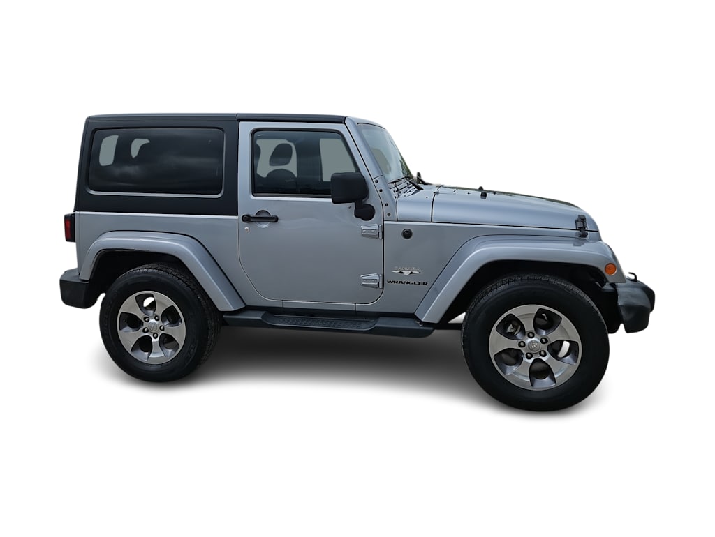 Thumbnail: 2016 Jeep Wrangler - 17