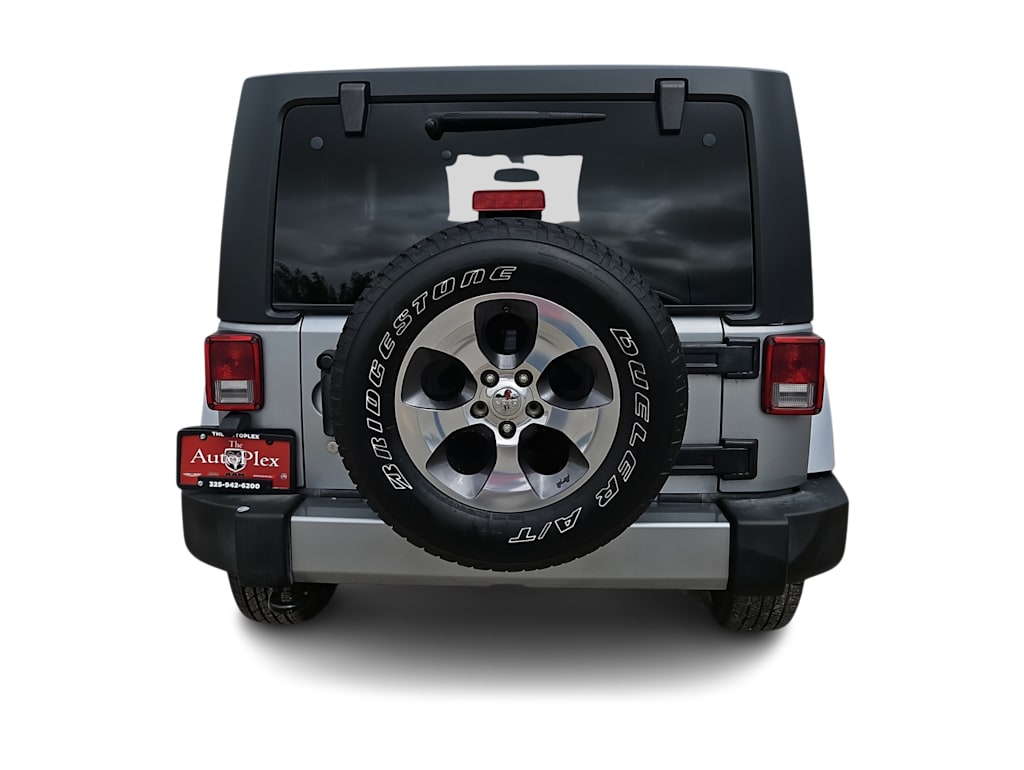 Thumbnail: 2016 Jeep Wrangler - 15