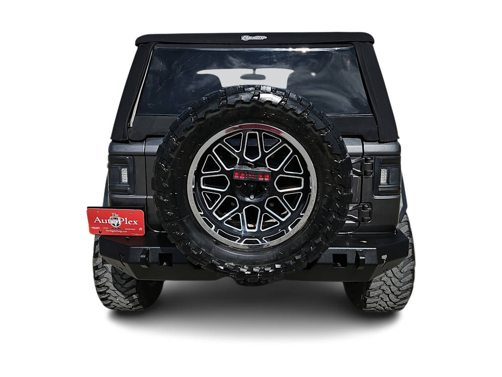 Thumbnail: 2019 Jeep Wrangler - 16