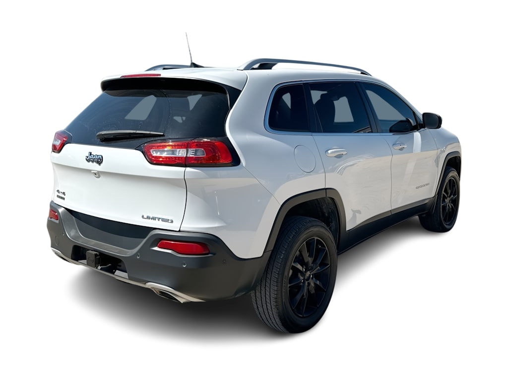 Thumbnail: 2018 Jeep Cherokee - 21