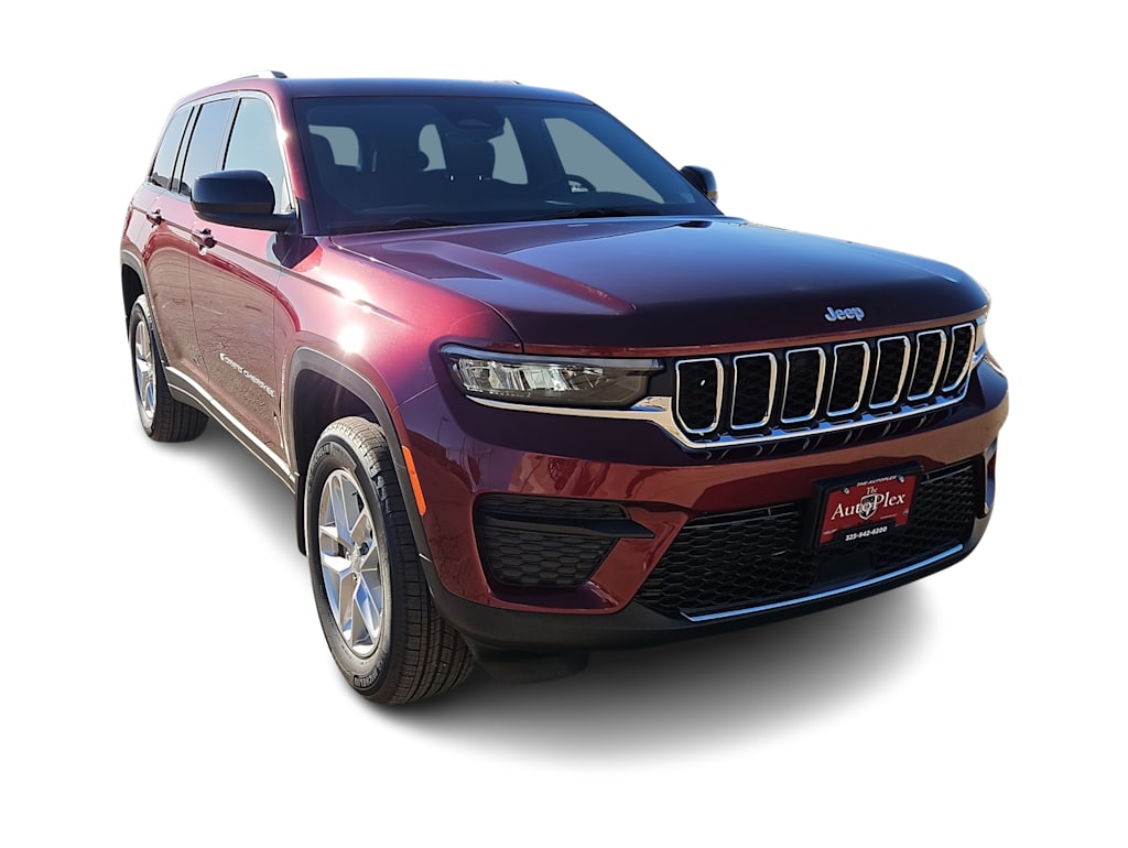 Thumbnail: 2026 Jeep Grand Cherokee - 17