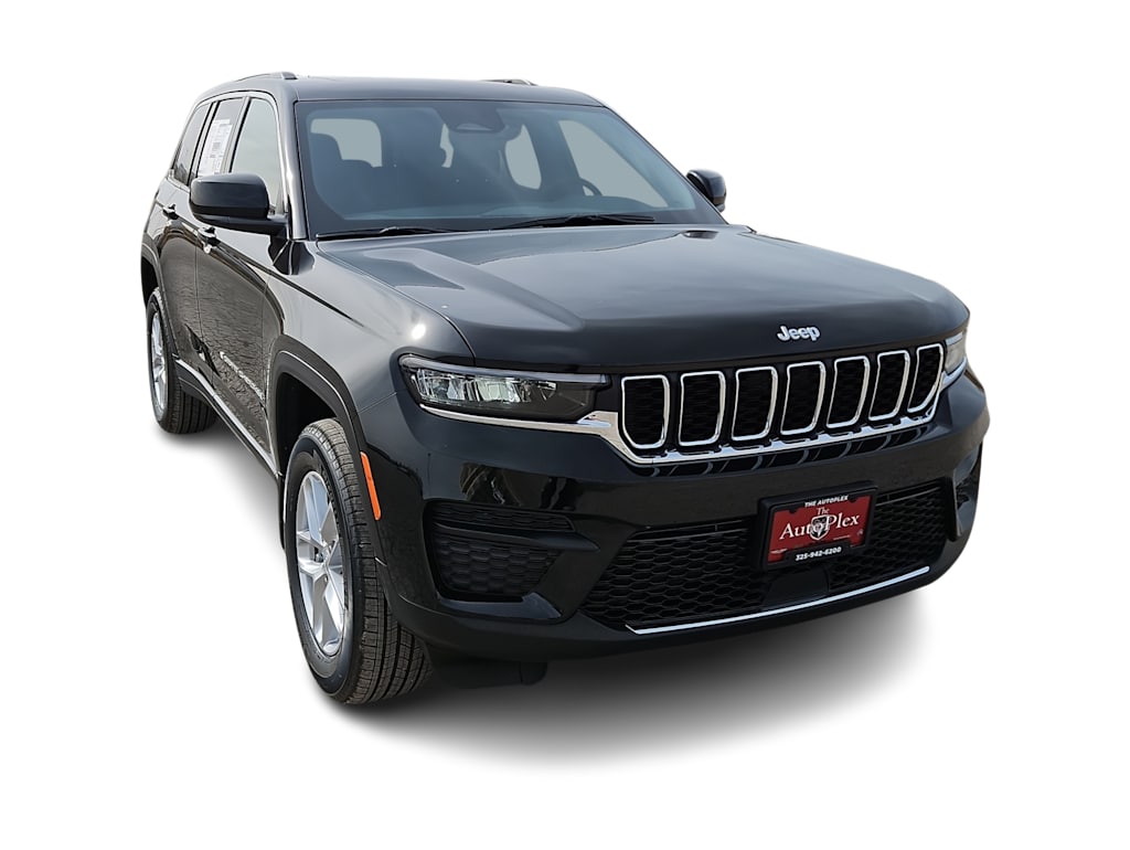 Thumbnail: 2026 Jeep Grand Cherokee - 17