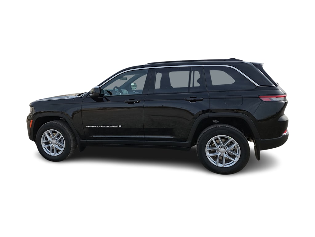 Thumbnail: 2026 Jeep Grand Cherokee - 3