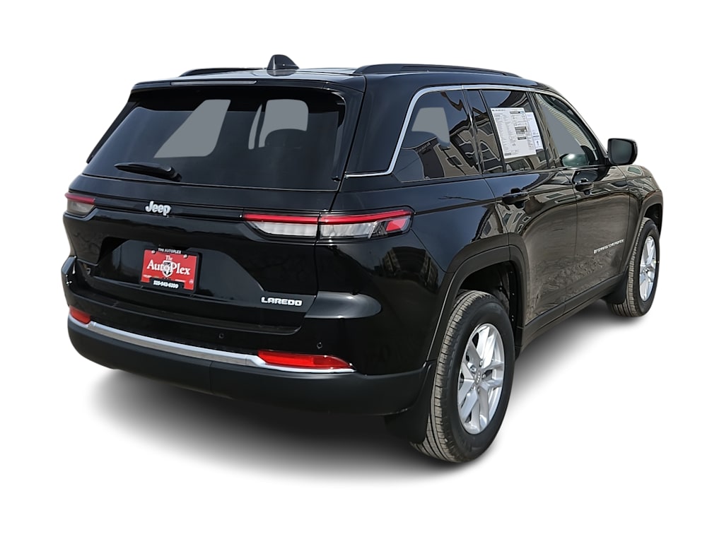 Thumbnail: 2026 Jeep Grand Cherokee - 20