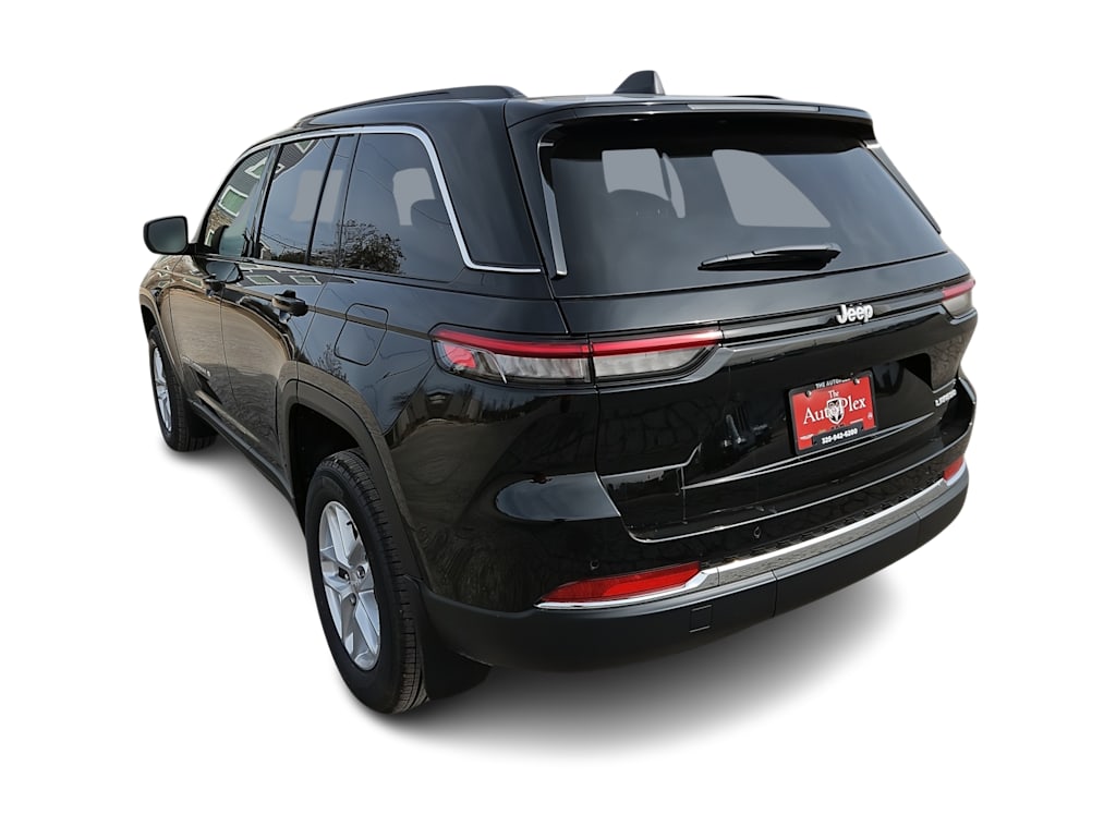 Thumbnail: 2026 Jeep Grand Cherokee - 4