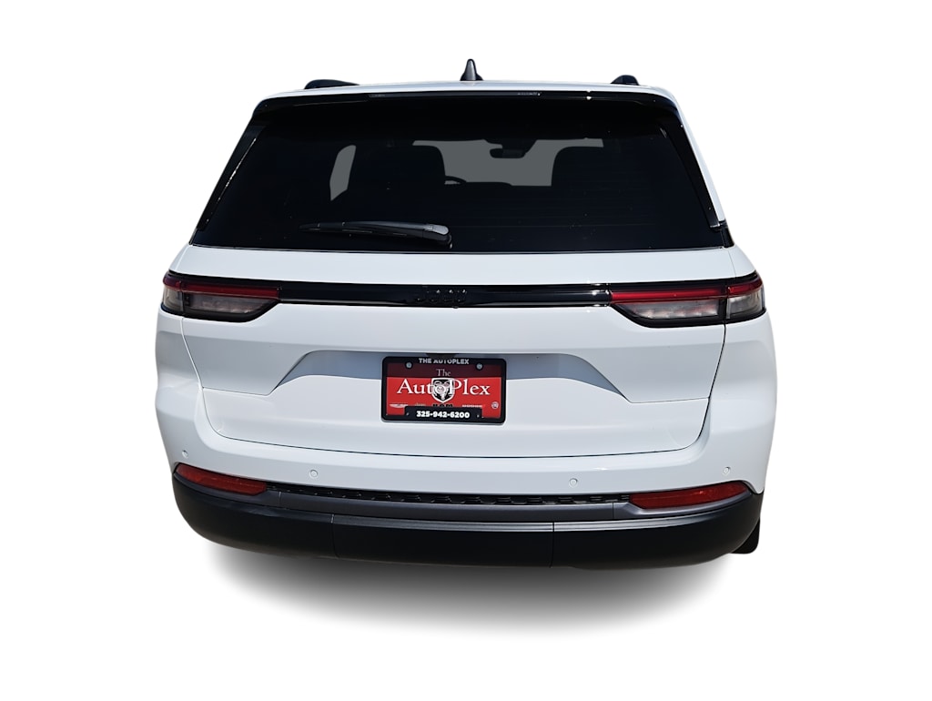 Thumbnail: 2026 Jeep Grand Cherokee - 5