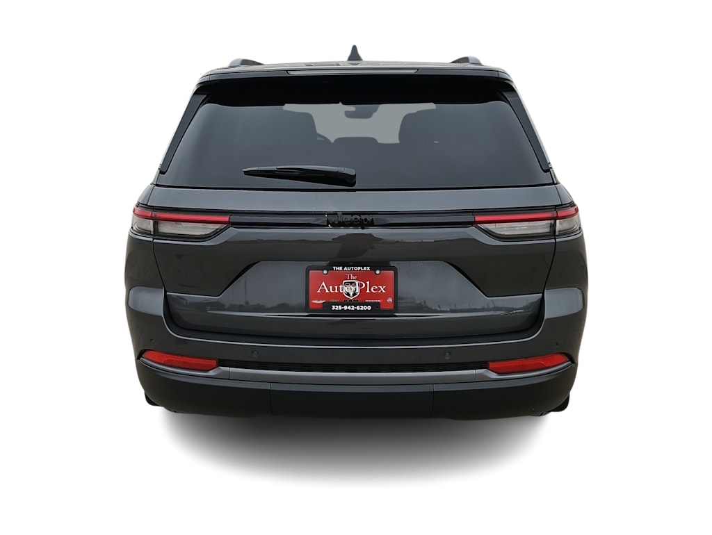 Thumbnail: 2026 Jeep Grand Cherokee - 5