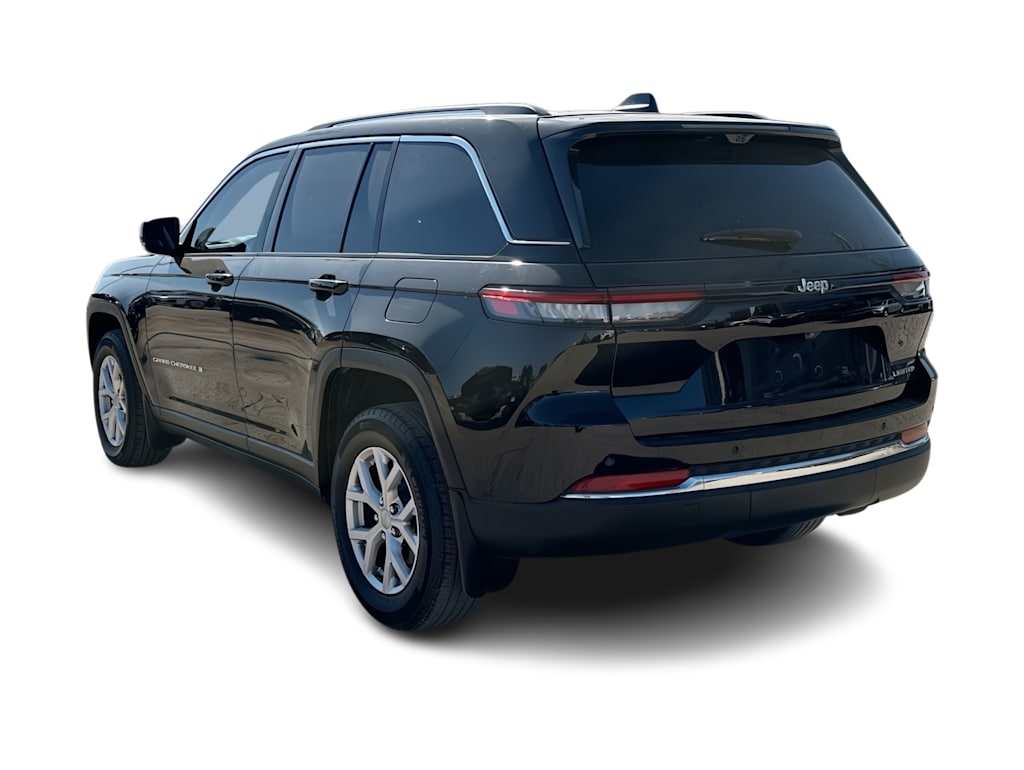 Thumbnail: 2022 Jeep Grand Cherokee - 23