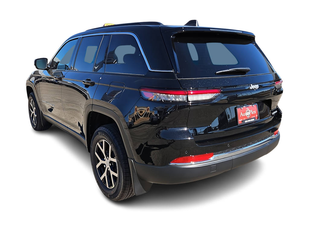 Thumbnail: 2025 Jeep Grand Cherokee - 4