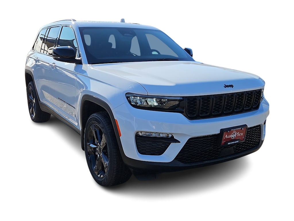 Thumbnail: 2025 Jeep Grand Cherokee - 17