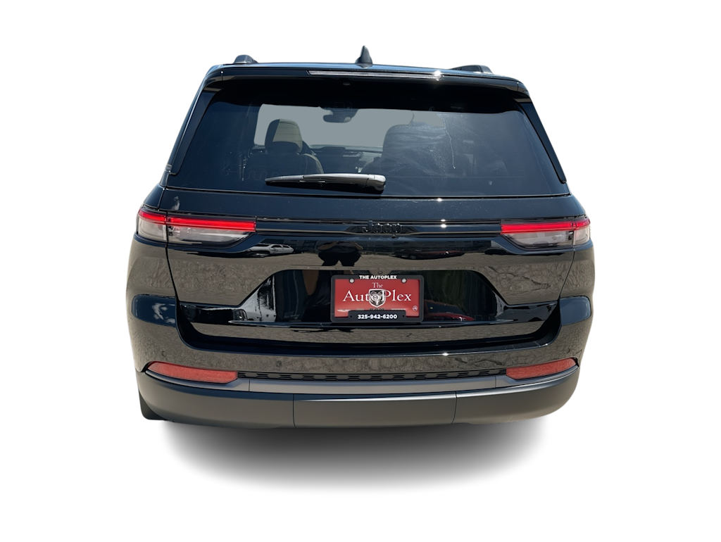 Thumbnail: 2026 Jeep Grand Cherokee - 20