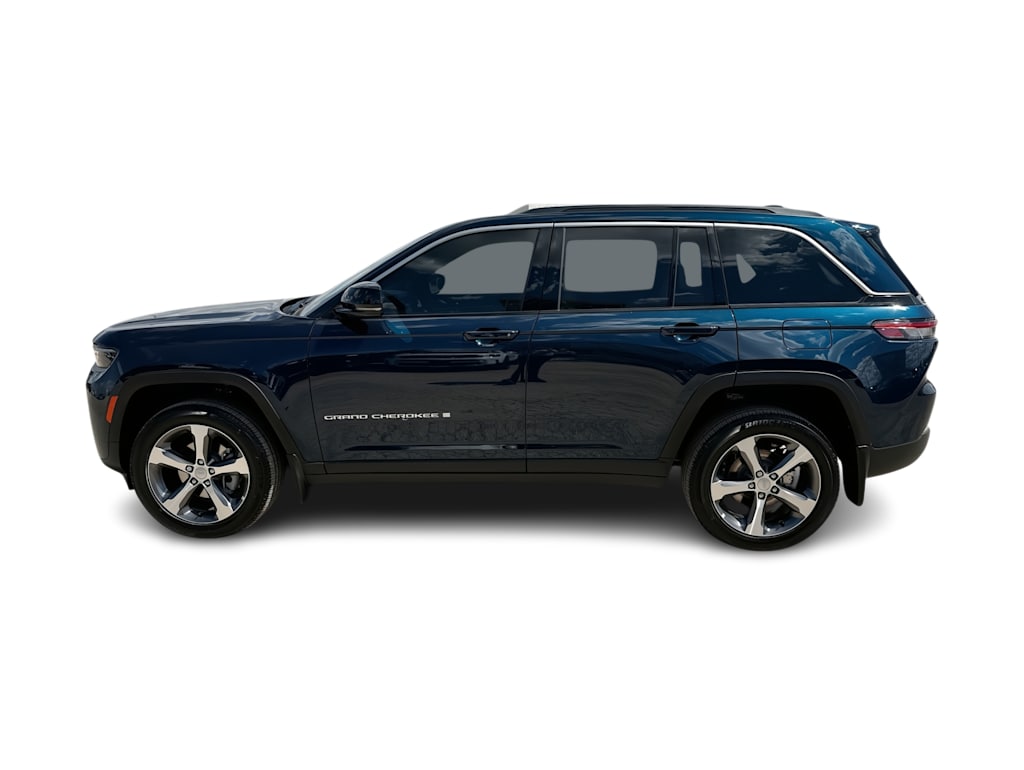 Thumbnail: 2026 Jeep Grand Cherokee - 23