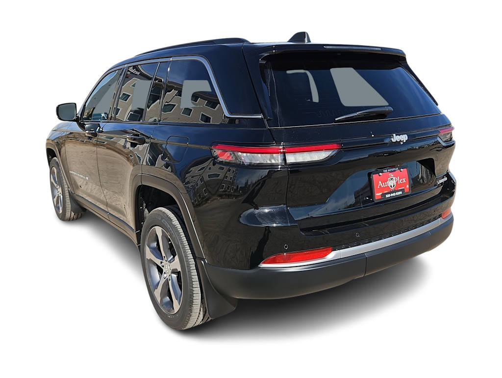 Thumbnail: 2026 Jeep Grand Cherokee - 4