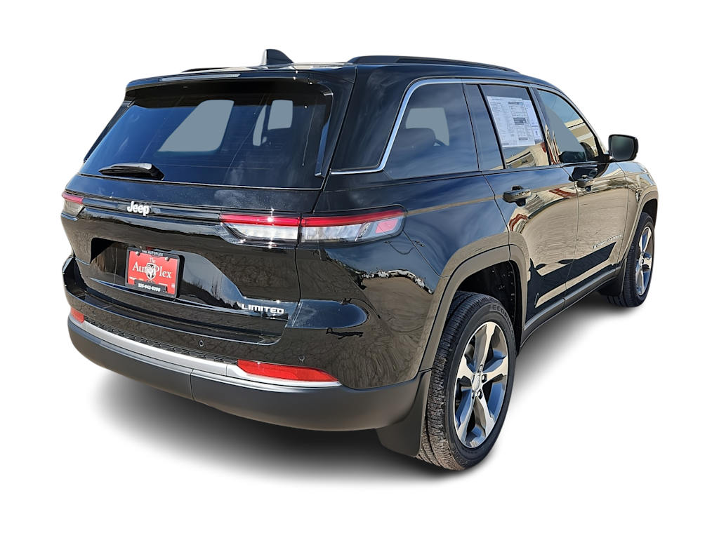 Thumbnail: 2026 Jeep Grand Cherokee - 18