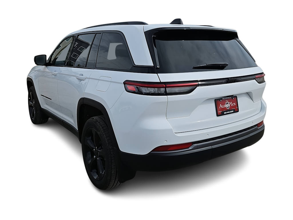 Thumbnail: 2026 Jeep Grand Cherokee - 4