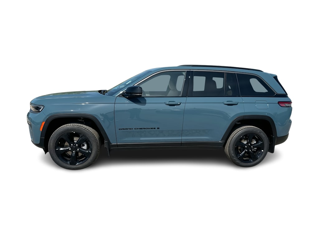 Thumbnail: 2026 Jeep Grand Cherokee - 3