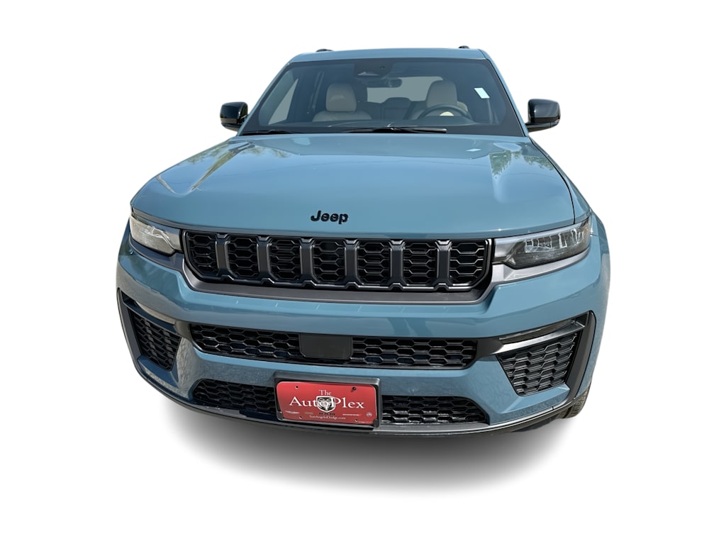 Thumbnail: 2026 Jeep Grand Cherokee - 25