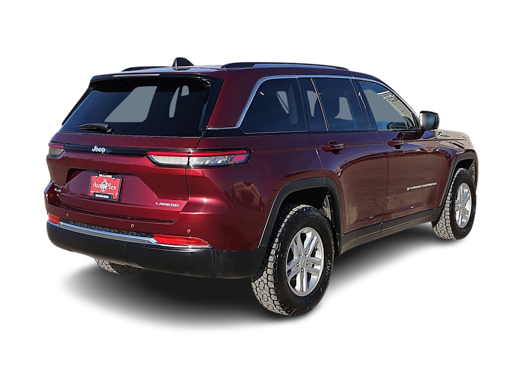 Thumbnail: 2023 Jeep Grand Cherokee - 21