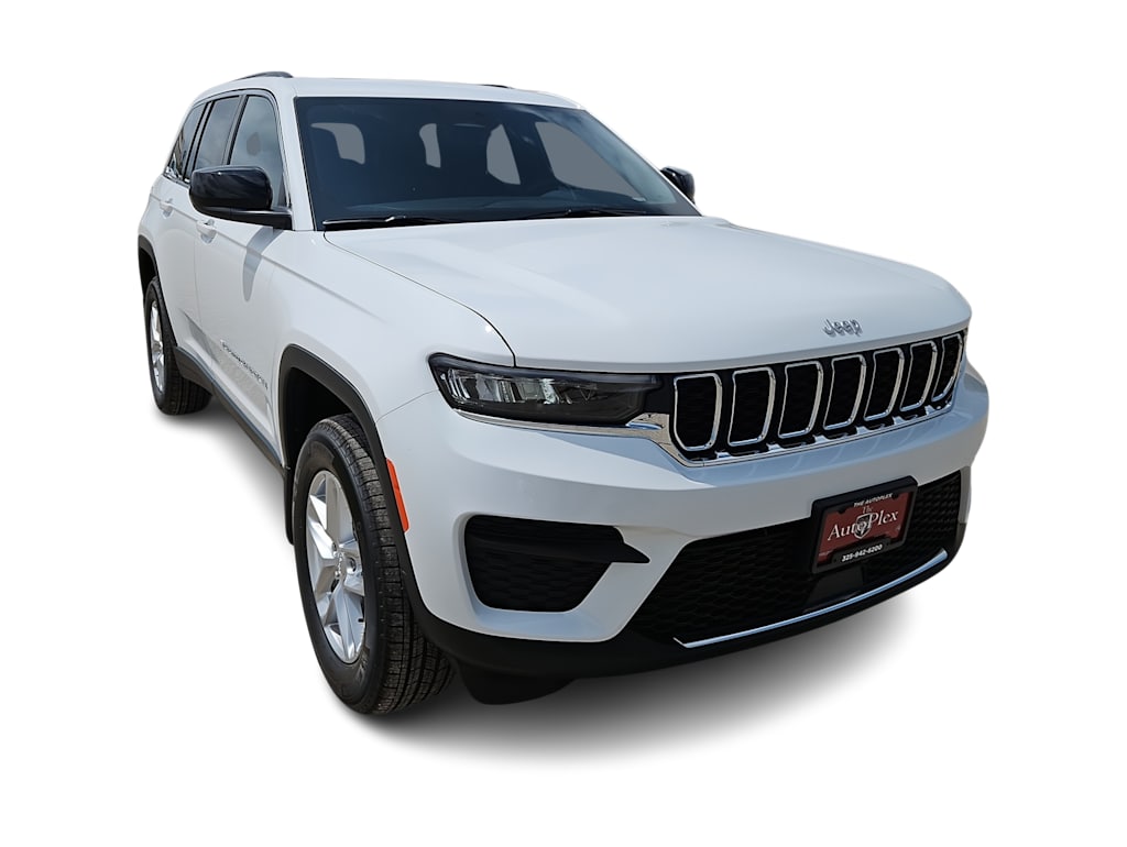 Thumbnail: 2026 Jeep Grand Cherokee - 17