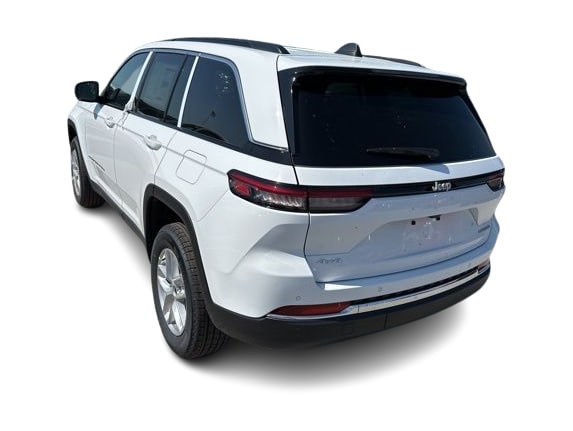 Thumbnail: 2026 Jeep Grand Cherokee - 2
