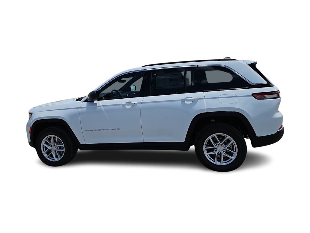 Thumbnail: 2026 Jeep Grand Cherokee - 3